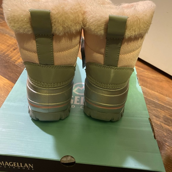 Magellan Outdoors Kids Snow Boots - Pink and Gray - Picture 4 of 7
